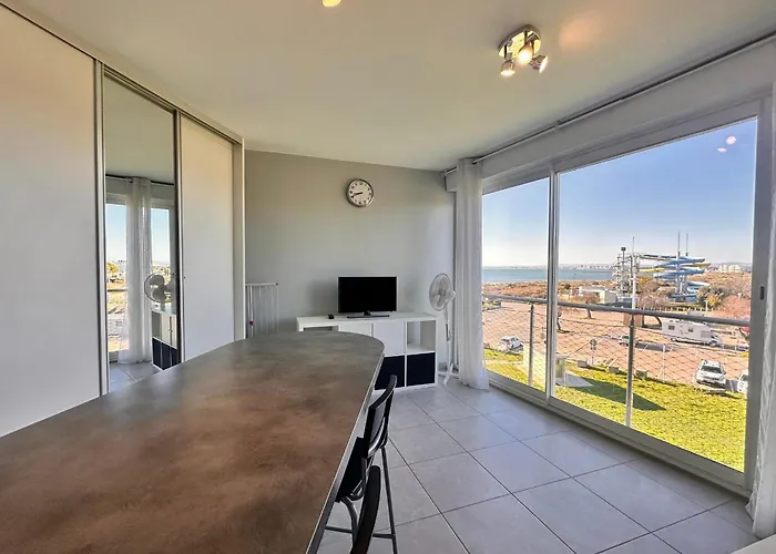 Les Pieds Dans Le Sable Appartement Vue Mer 1 Chambre 1 Cabine